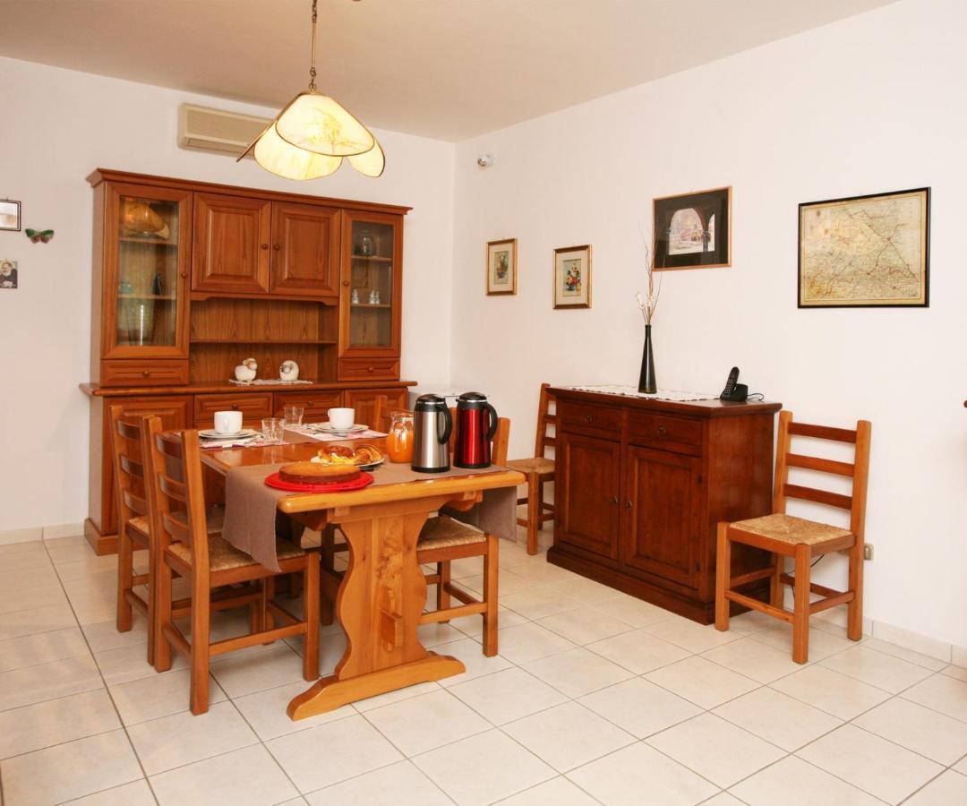 Porto Fuori I Salici Di Laura Bed & Breakfast エクステリア 写真